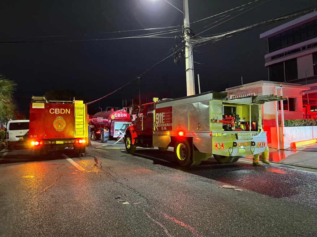 Conato de incendio obliga a evacuar sede del 9-1-1 en la Zona Metropolitana; operaciones continúan desde Santiago - Noticias de hoy en República Dominicana | De Último Minuto