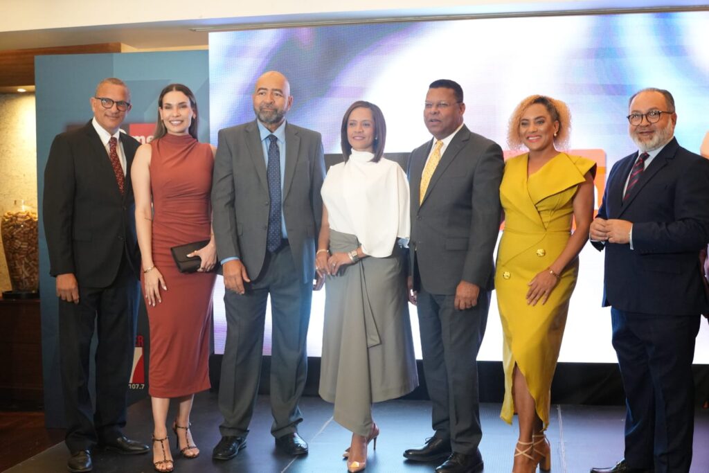 ACDmedia renueva su programación en radio y televisión para 2026 - Noticias de hoy en República Dominicana | De Último Minuto