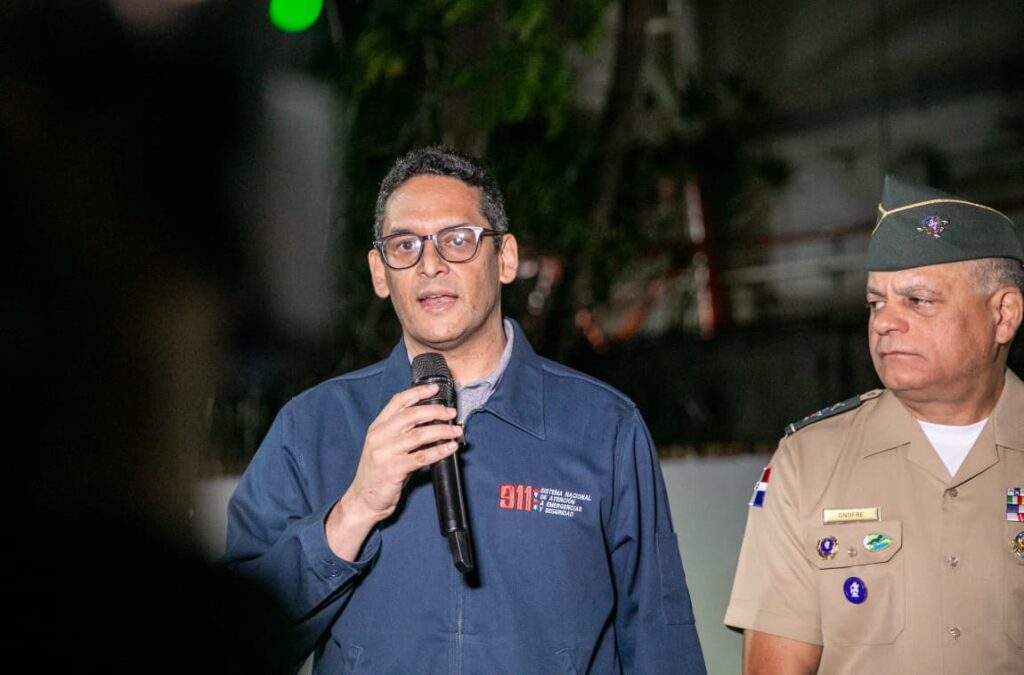 Incendio en instalaciones del 9-1-1 es controlado sin afectar la operatividad nacional - Noticias de hoy en República Dominicana | De Último Minuto