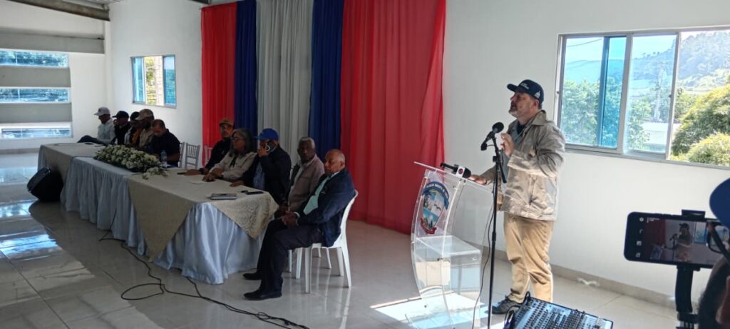 En Constanza realizan encuentro interactivo con el Ministro de Medio Ambiente Armando Henríquez Paino - Noticias de hoy en República Dominicana | De Último Minuto
