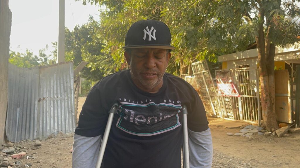Motoconchista accidentado en Santiago Oeste clama por ayuda para sostener a su familia - Noticias de hoy en República Dominicana | De Último Minuto