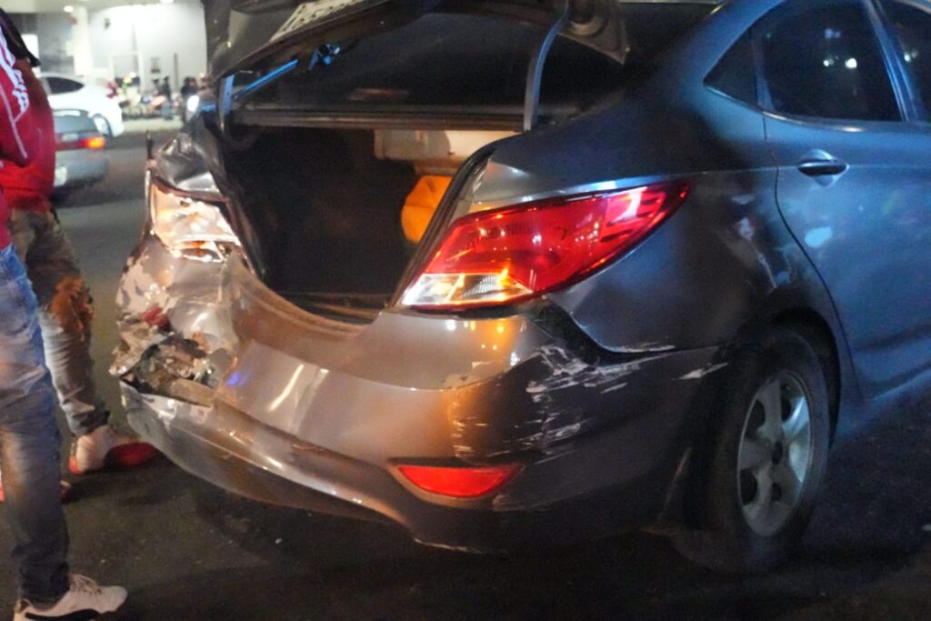 Aparatoso accidente de tránsito involucra a 5 vehículos en la avenida San Vicente de Paúl - Noticias de hoy en República Dominicana | De Último Minuto