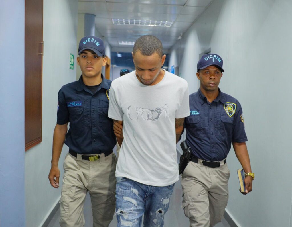 Se entregan tres supuestos implicados en homicidio a machetazos en El Almirante - Noticias de hoy en República Dominicana | De Último Minuto