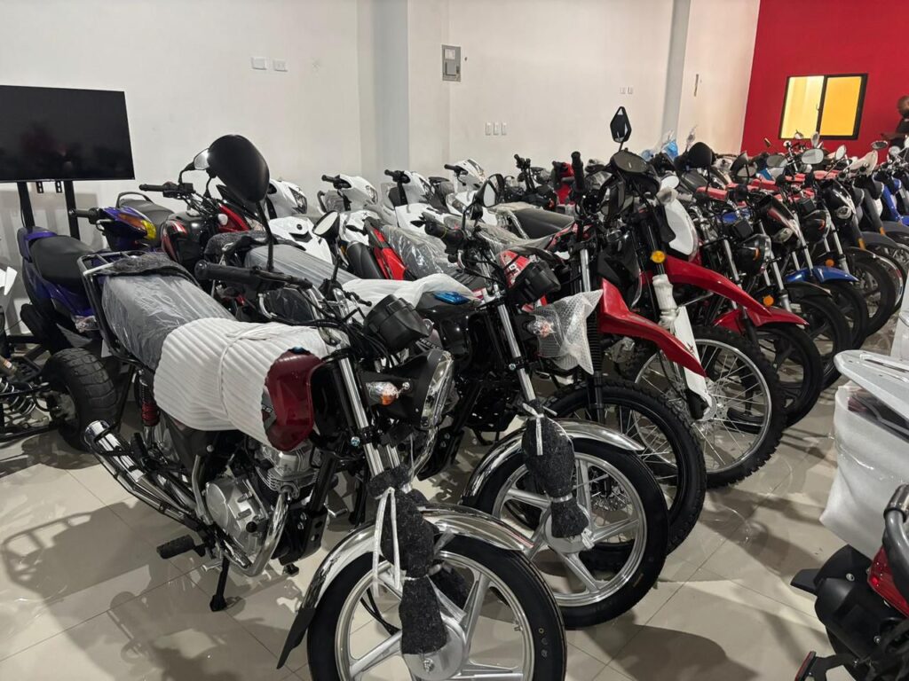 Inauguran “Calvo Motor”, negocio que apuesta al desarrollo económico de Peralvillo - Noticias de hoy en República Dominicana | De Último Minuto