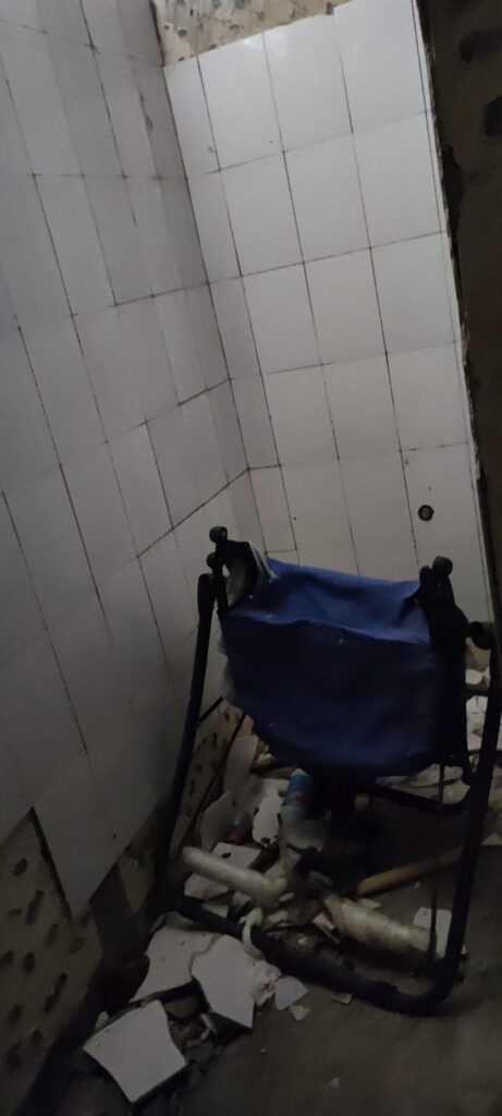 Exigen intervención urgente en los baños del Pabellón de Gimnasia de Barahona - Noticias de hoy en República Dominicana | De Último Minuto