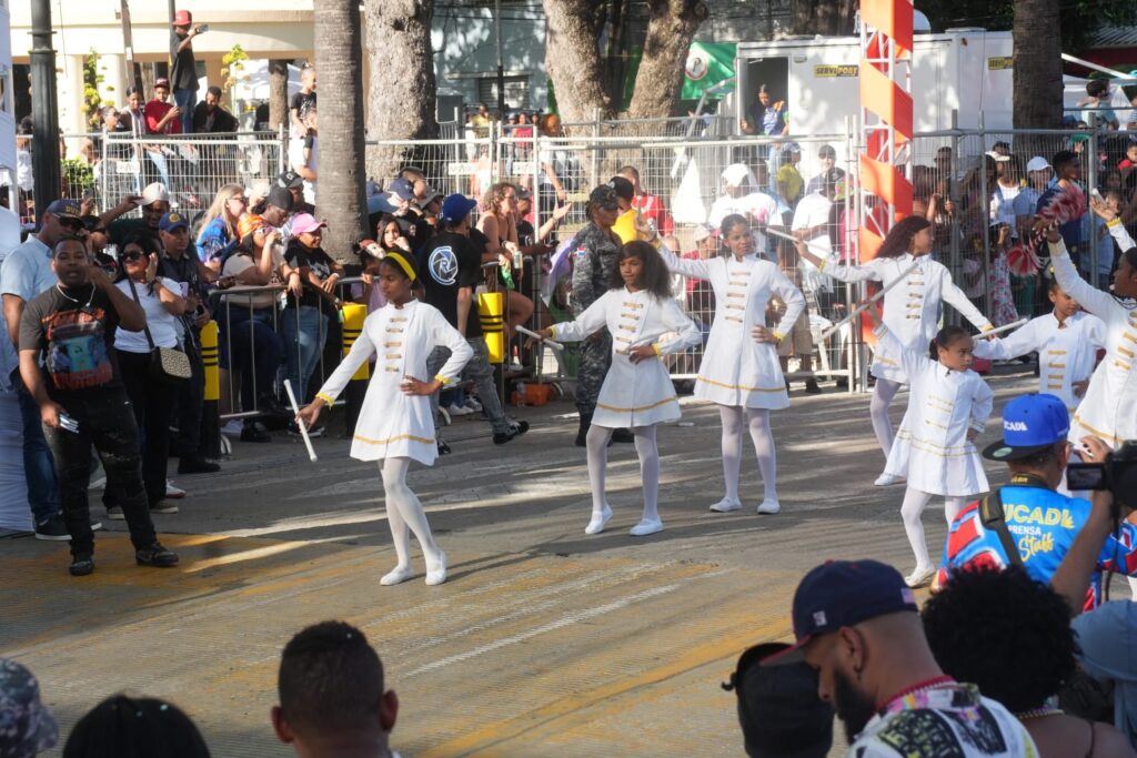 Alcaldía del DN reafirma compromiso con el Carnaval Dominicano; Se preparan para los Juegos Centroamericanos y del Caribe 2026 - Noticias de hoy en República Dominicana | De Último Minuto