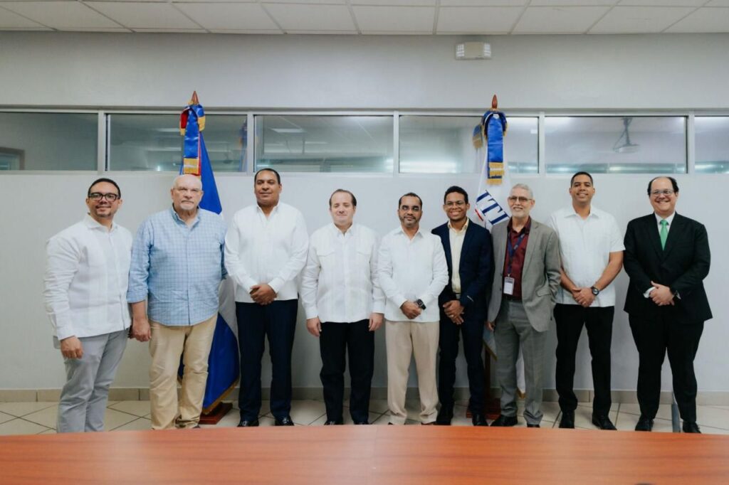 Gobierno impulsa primera generación de docentes en IA con NVIDIA - Noticias de hoy en República Dominicana | De Último Minuto