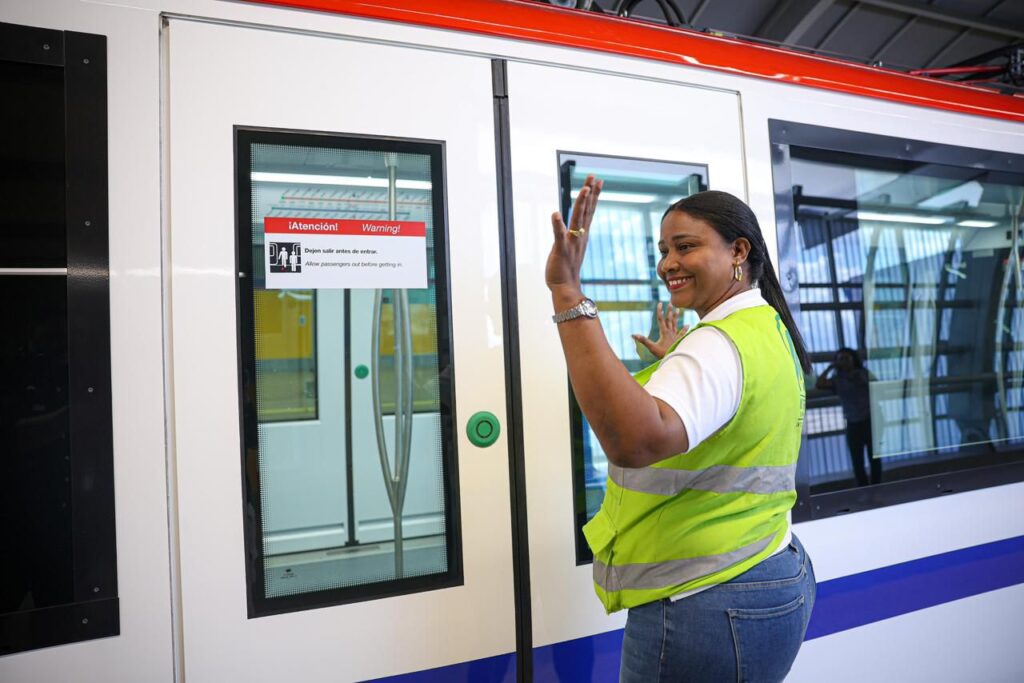 Usuarios de la Línea 2C del Metro SD viajarán gratis desde este 25 de febrero hasta Semana Santa - Noticias de hoy en República Dominicana | De Último Minuto