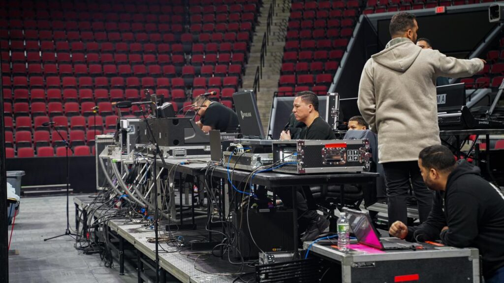 Afinan detalles técnicos para la histórica noche de Alofoke en el Agganis Arena de Boston - Noticias de hoy en República Dominicana | De Último Minuto