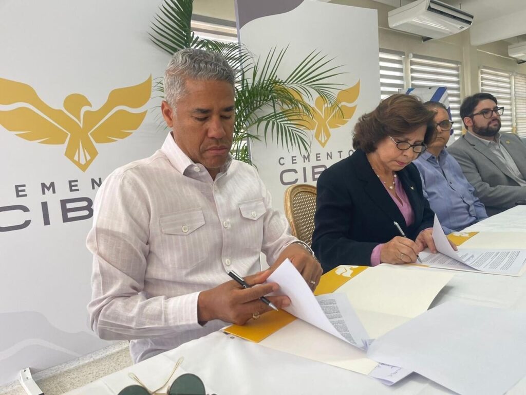 Cementos Cibao dona terreno a Coraasan para obra que garantizará agua a miles en Puñal , Santiago - Noticias de hoy en República Dominicana | De Último Minuto