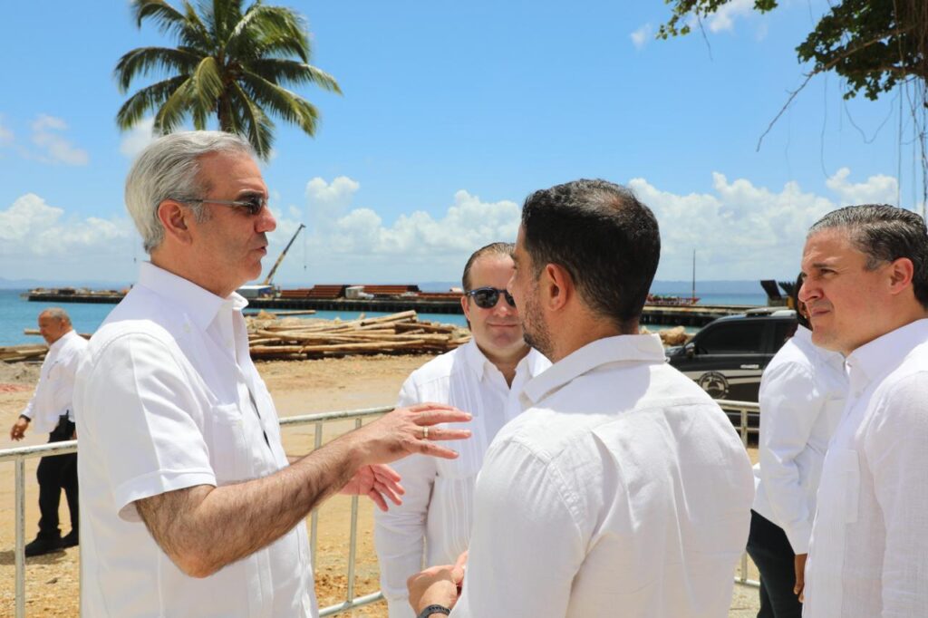 Abinader y ITM Group anuncian inauguración de Port Samaná el 24 de noviembre - Noticias de hoy en República Dominicana | De Último Minuto