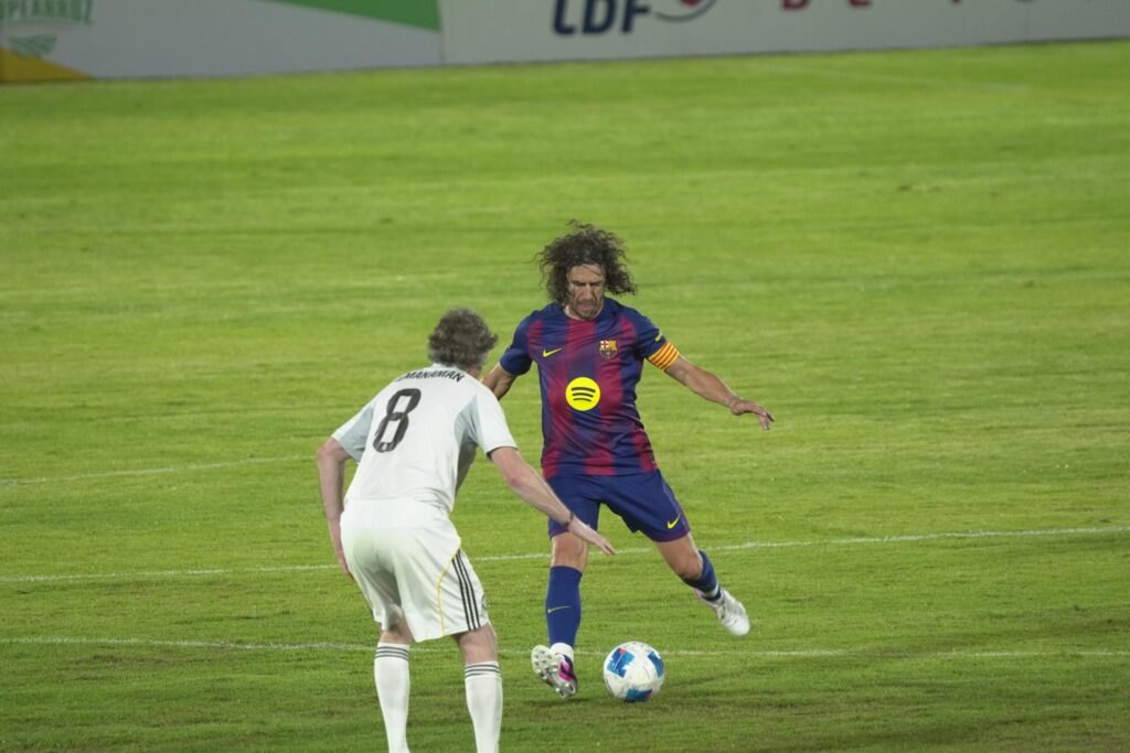 “Noche de Leyendas” termina 2-2 entre FC Barcelona y Real Madrid en Santo Domingo - Noticias de hoy en República Dominicana | De Último Minuto