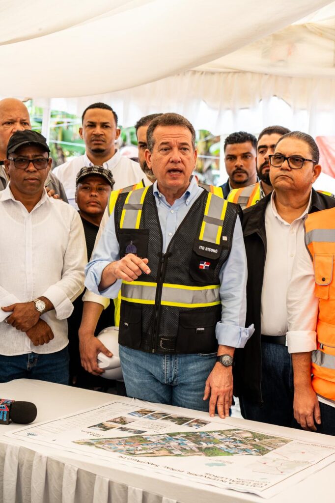 MIVHED inicia en el Puñal de Santiago proyecto de dignificación de entorno - Noticias de hoy en República Dominicana | De Último Minuto