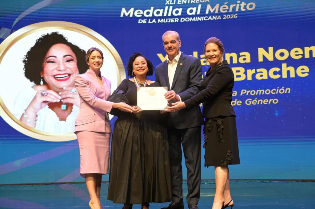 Entregan la Medalla al Mérito de la Mujer Dominicana a 22 mujeres por su liderazgo y aportes al desarrollo nacional - Noticias de hoy en República Dominicana | De Último Minuto