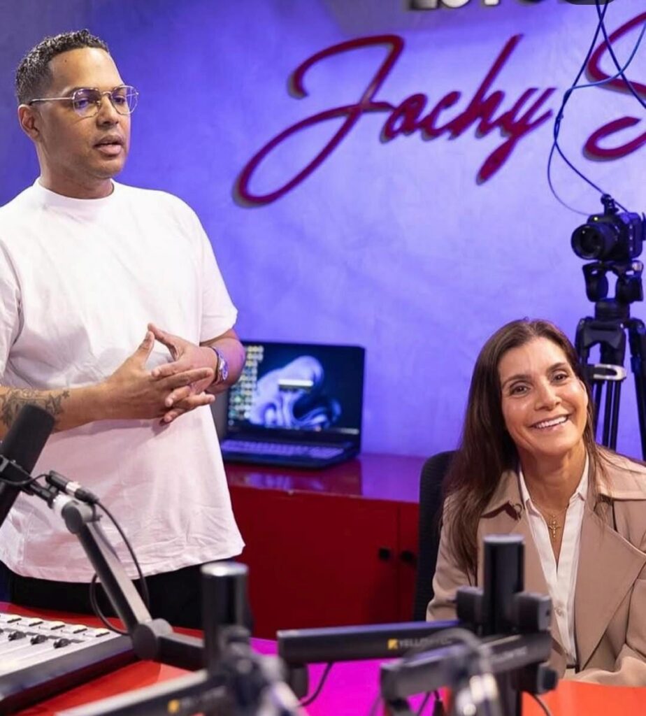 Leah Campos califica Alofoke Media Group como la principal plataforma de medios alternativos en el país - Noticias de hoy en República Dominicana | De Último Minuto