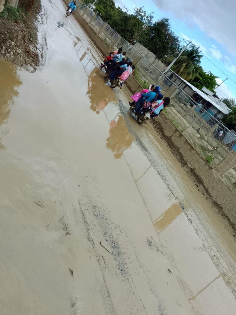 Más de 18 sectores de Santiago Oeste exigen arreglo de calles - Noticias de hoy en República Dominicana | De Último Minuto