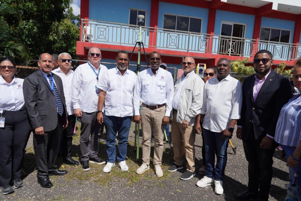 Gobierno inicia titulación gratuita en los condominios de la Villa Olímpica en Santiago - Noticias de hoy en República Dominicana | De Último Minuto