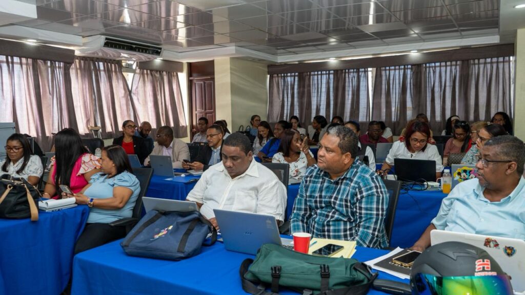 Inician capacitación para la Evaluación del Desempeño Docente en Monte Plata - Noticias de hoy en República Dominicana | De Último Minuto