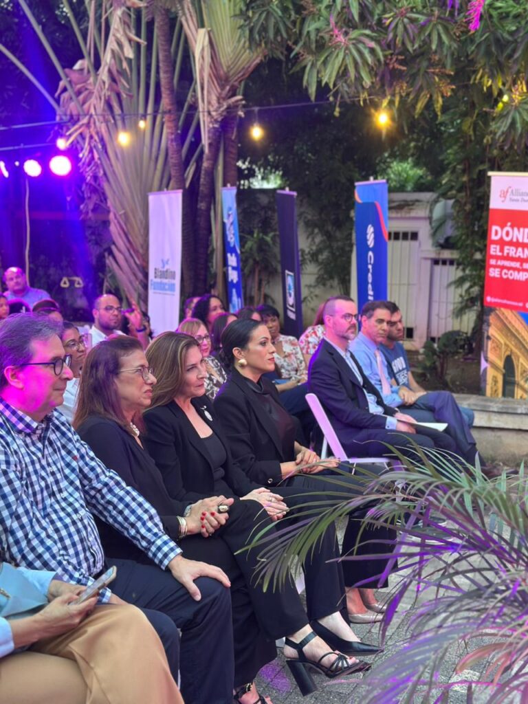 “Puertas: El musical Inclusivo” sube al escenario con profesionales del talento neurodiverso - Noticias de hoy en República Dominicana | De Último Minuto