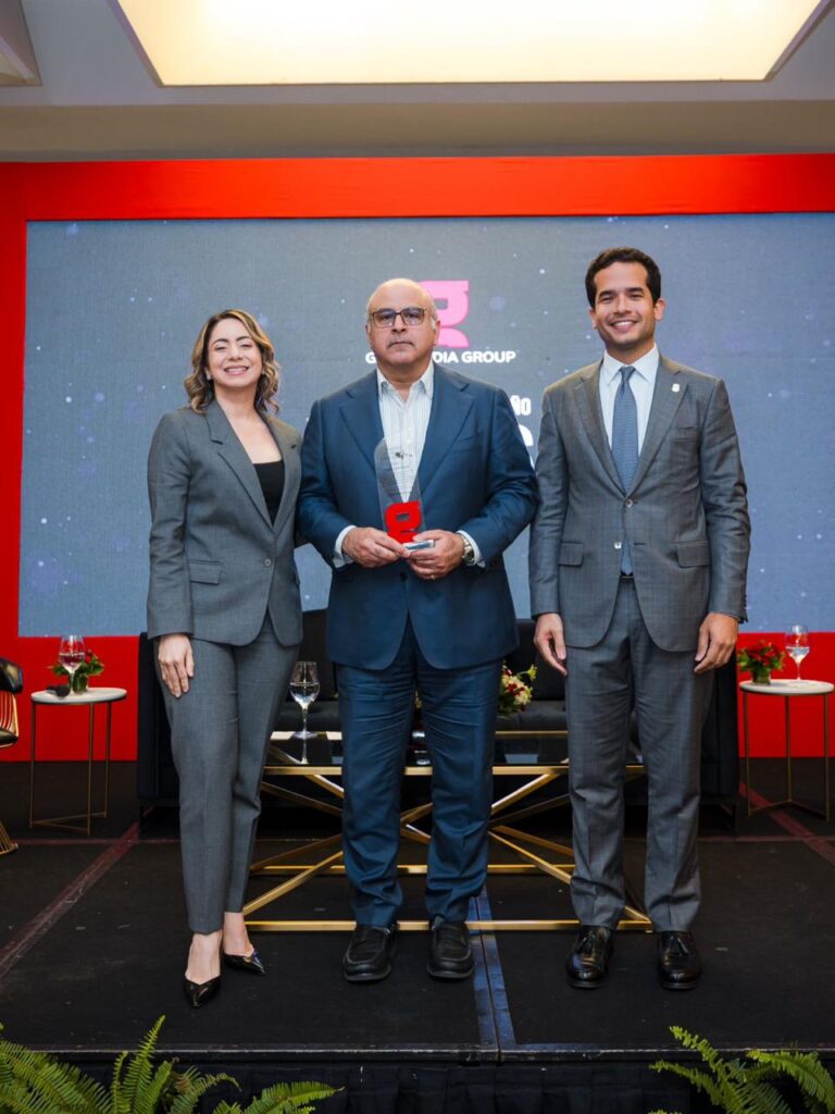 GALA Media Group reconoce a jóvenes líderes en la XIV edición del Premio Joven del Año 2026 - Noticias de hoy en República Dominicana | De Último Minuto