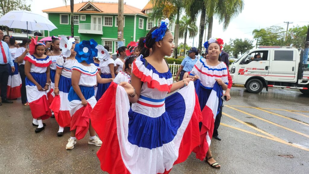 Samaná celebra con éxito el cierre del Trimestre Patrio 2026 - Noticias de hoy en República Dominicana | De Último Minuto