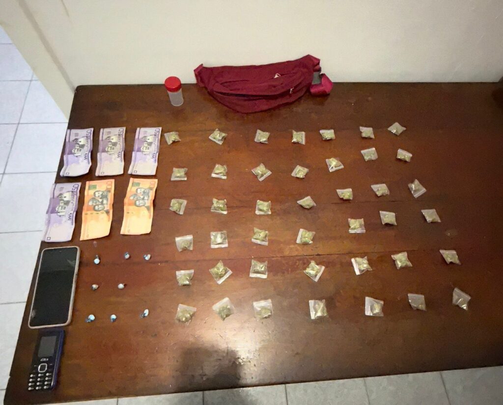 Policía apresa hombre con 50 porciones de drogas durante operativo preventivo en el centro de la ciudad - Noticias de hoy en República Dominicana | De Último Minuto