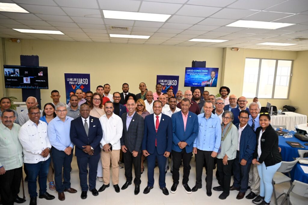 Radhamés Silverio impulsa una UASD más moderna con transformación digital - Noticias de hoy en República Dominicana | De Último Minuto