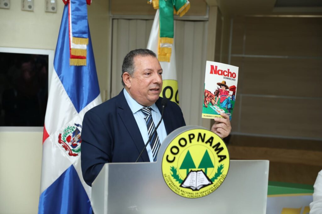 COOPNAMA reconoce trayectoria del Dr. Cruz Jiminián y del educador Melanio Hernández, autor del “Nacho” - Noticias de hoy en República Dominicana | De Último Minuto