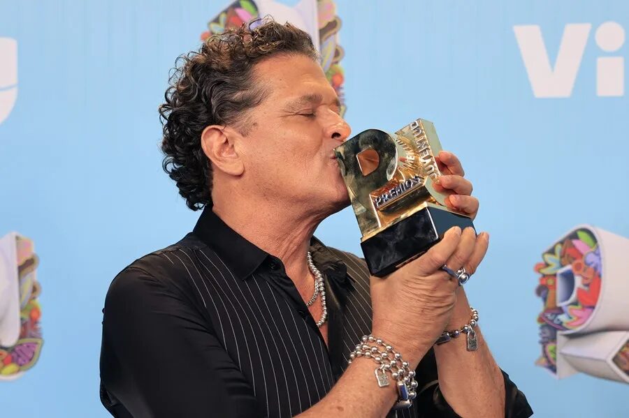 ‘El último disco’, el nostálgico álbum de Carlos Vives grabado en vivo como antaño - Noticias de hoy en República Dominicana | De Último Minuto