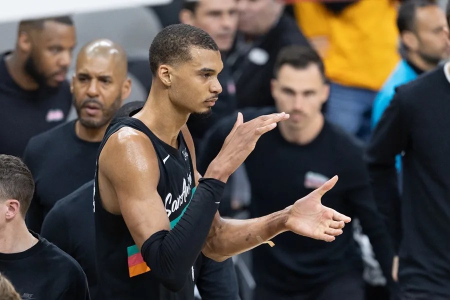 Wembanyama hace historia y es elegido ‘Defensa del Año’ de la NBA por unanimidad - Noticias de hoy en República Dominicana | De Último Minuto