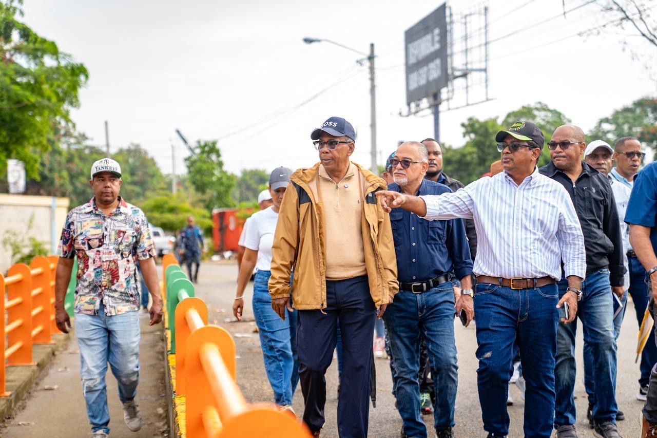 Autoridades inician asistencia e indemnización tras daños por lluvias en Los Alcarrizos - Noticias de hoy en República Dominicana | De Último Minuto