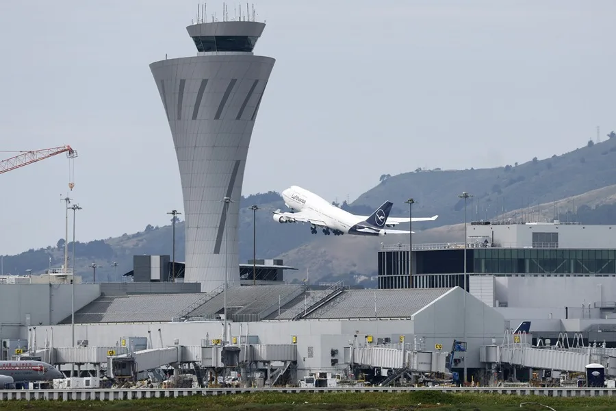 EE.UU. considera bloquear la entrada de extranjeros en los aeropuertos de las ciudades «santuario» - Noticias de hoy en República Dominicana | De Último Minuto