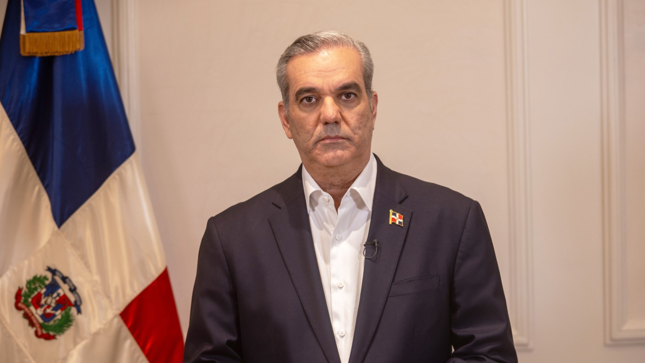 Presidente Luis Abinader llama a la prudencia y anuncia medidas ante crisis internacional