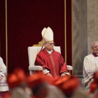 El papa alerta contra las noticias falsas que «oscurecen» la verdad y pide invocar la paz - Noticias de hoy en República Dominicana | De Último Minuto