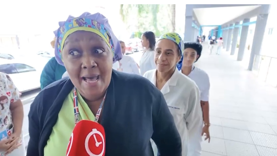 Enfermeras del Hospital Marcelino Vélez Santana se suman a paro nacional y denuncian abandono del sector - Noticias de hoy en República Dominicana | De Último Minuto