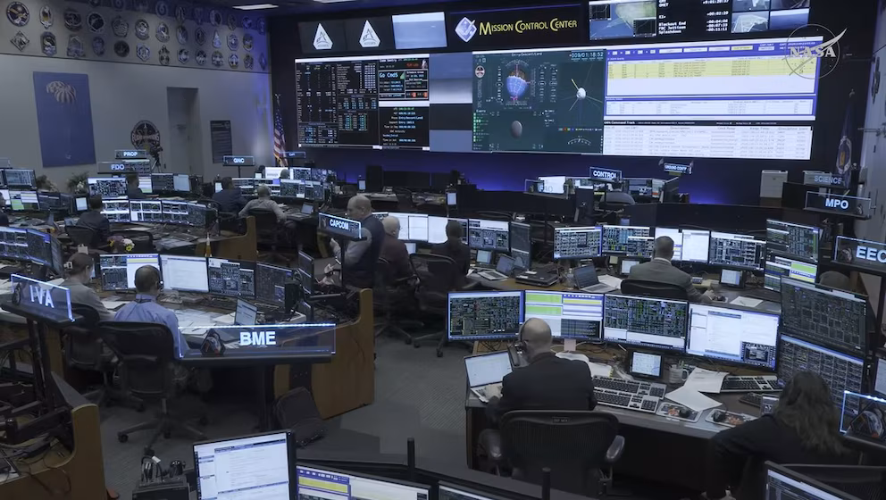 Misión Artemis II regresa con éxito a la Tierra y deja impactantes imágenes del amerizaje - Noticias de hoy en República Dominicana | De Último Minuto