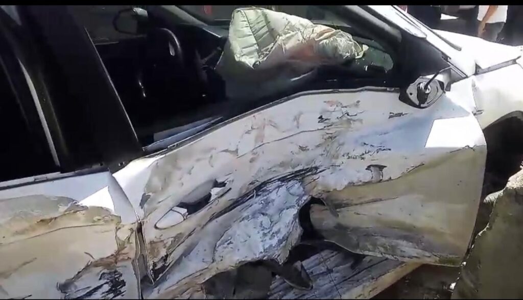 Aparatoso choque entre dos vehículos deja un herido en la autopista Joaquín Balaguer de Santiago