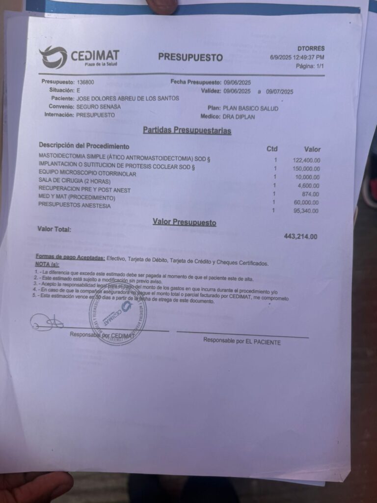Hijo pide ayuda para costear implante coclear de su padre, que perdió la audición por un ACV - Noticias de hoy en República Dominicana | De Último Minuto