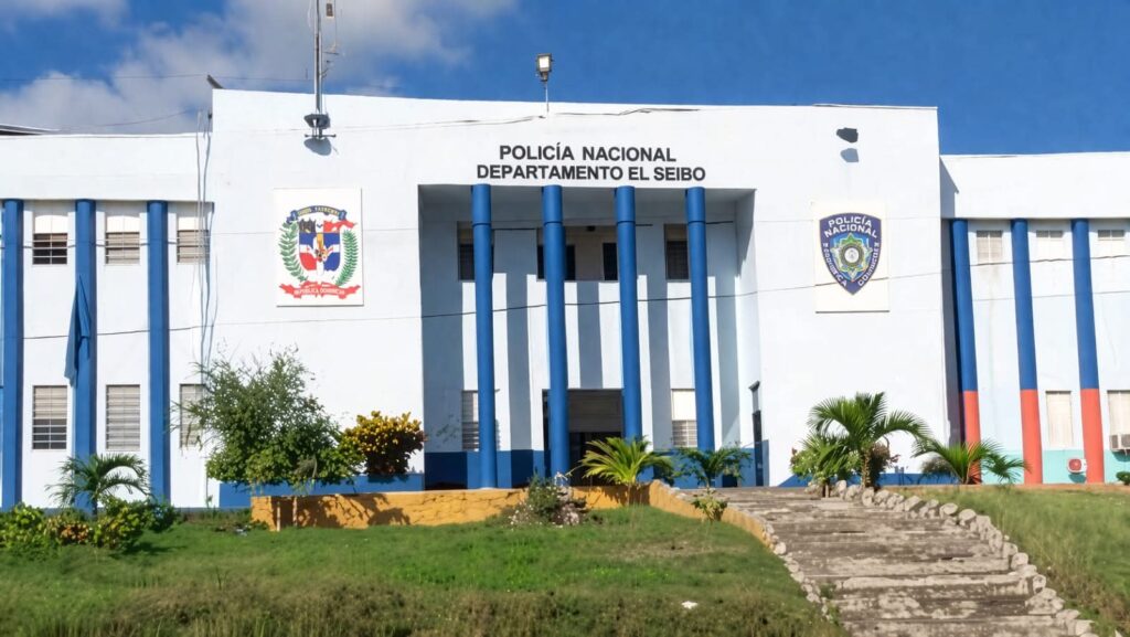 Muere segundo teniente de la Policía en accidente de tránsito en carretera El Seibo–Hato Mayor - Noticias de hoy en República Dominicana | De Último Minuto