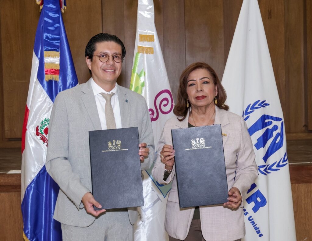 CONANI recibe minibuses donados por el ACNUR; unidades permitirán fortalecer capacidad de respuesta de la institución - Noticias de hoy en República Dominicana | De Último Minuto