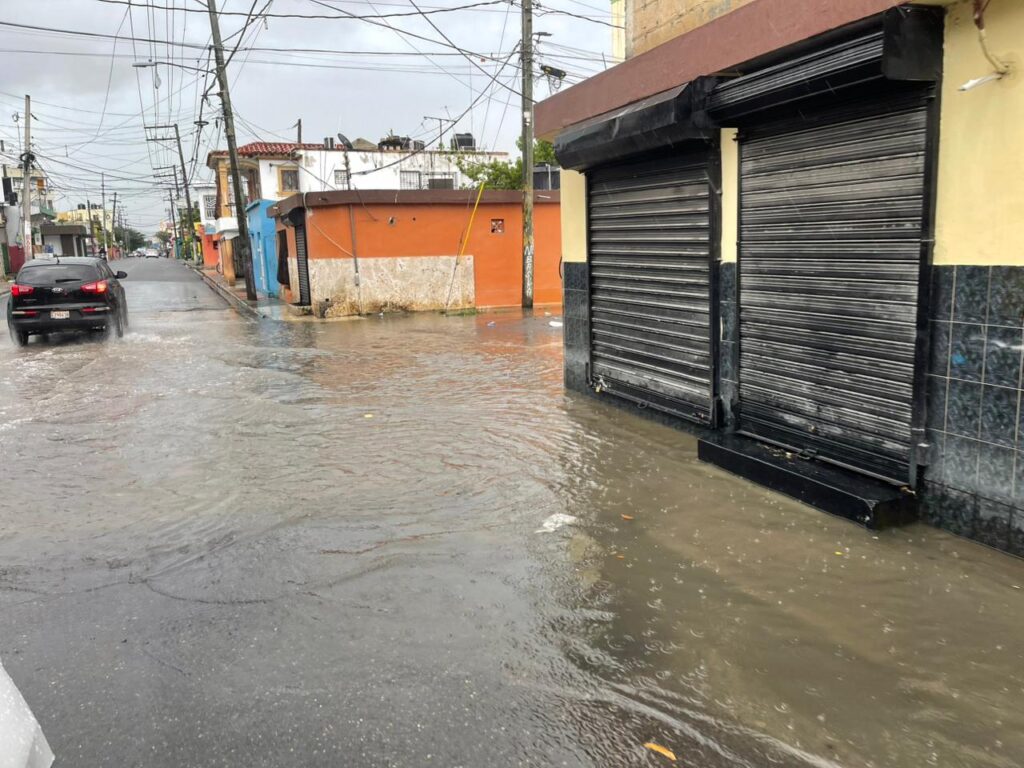 Defensa Civil y Salud Pública recorren zonas vulnerables en La Romana - Noticias de hoy en República Dominicana | De Último Minuto