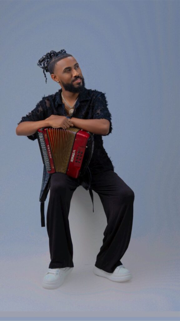 El Diamante Negro y La Mini Banda impulsan su proyección internacional y anuncian gira por Estados Unidos - Noticias de hoy en República Dominicana | De Último Minuto