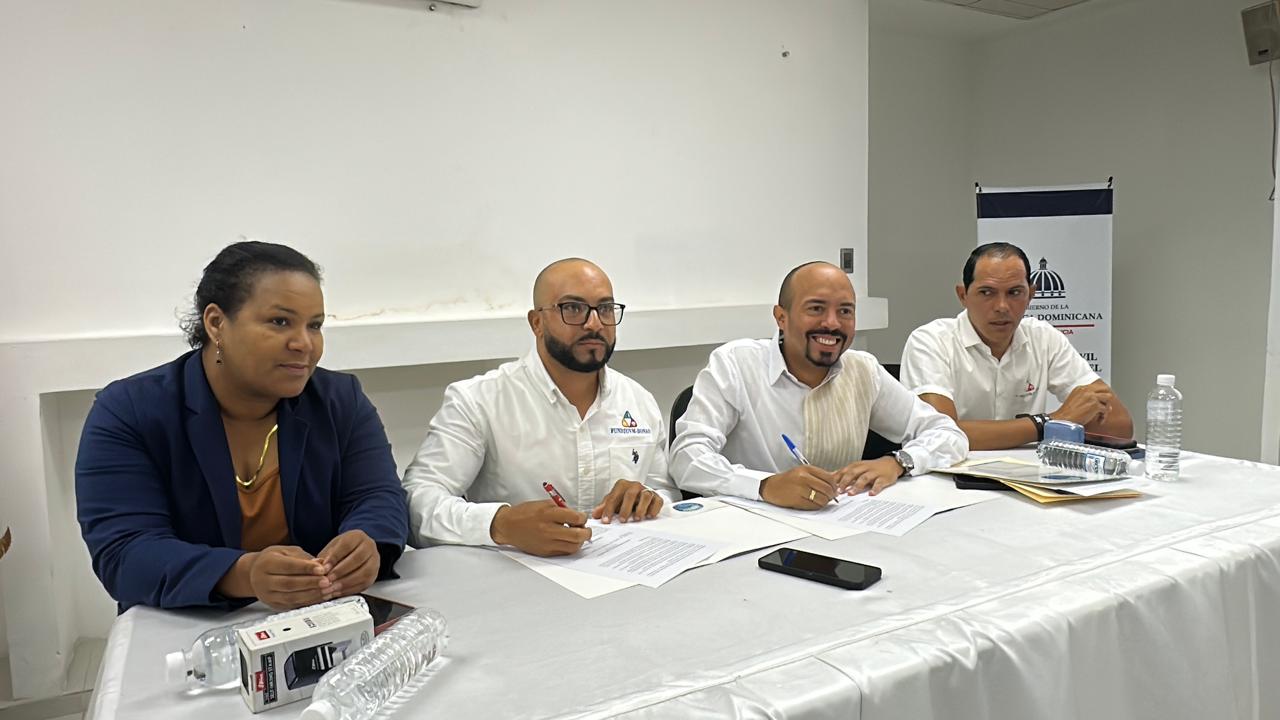 CORAMON y comunitarios sellan acuerdo histórico por el agua en Bonao