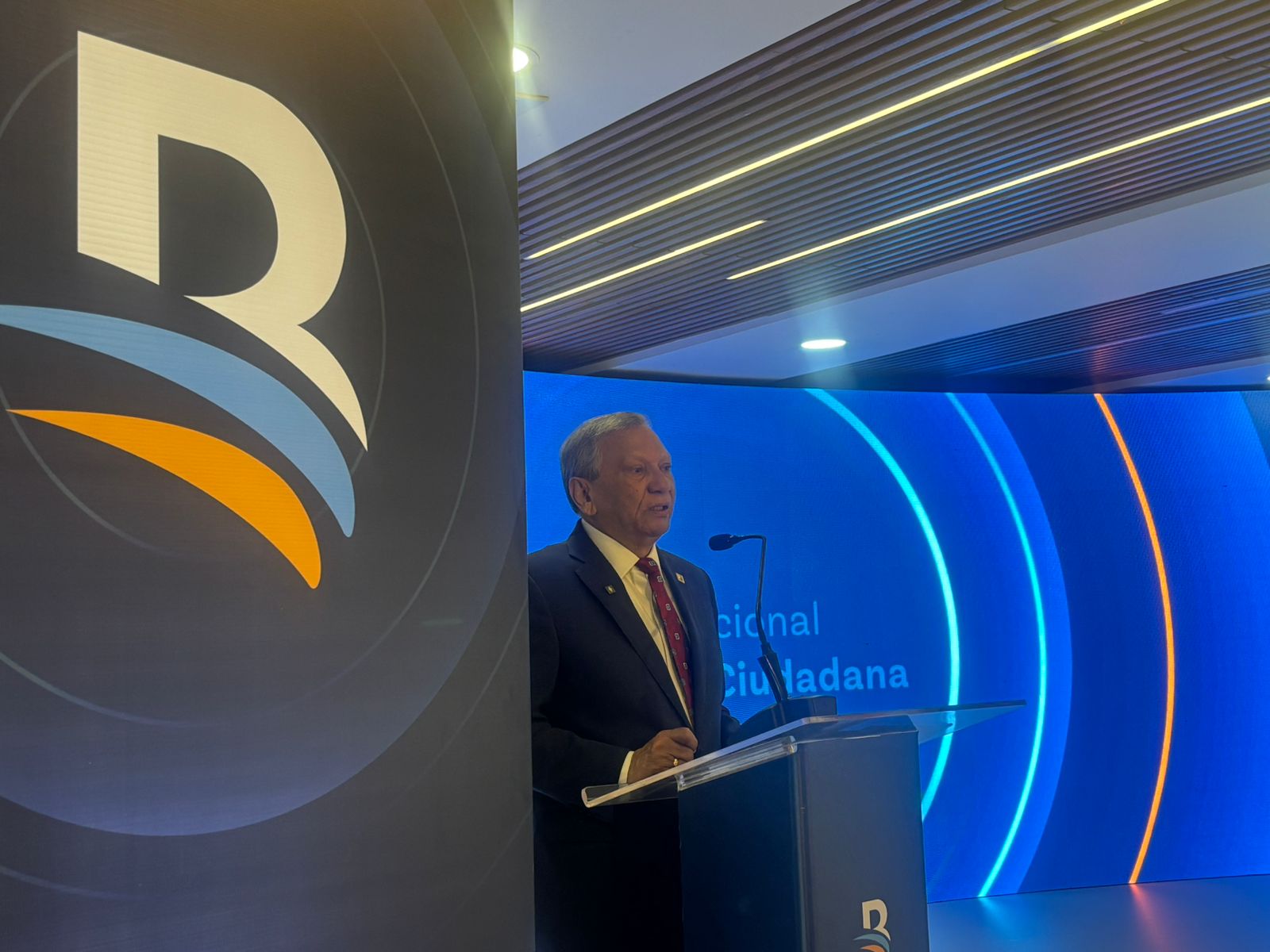 Leonardo Aguilera reafirma compromiso ético de Banreservas en acto por el Día de la Ética - Noticias de hoy en República Dominicana | De Último Minuto