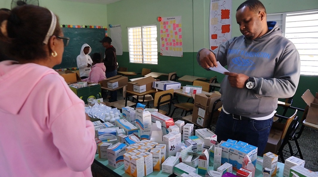 Club de Leones Constanza y el CECANOT realizan operativo médico - Noticias de hoy en República Dominicana | De Último Minuto