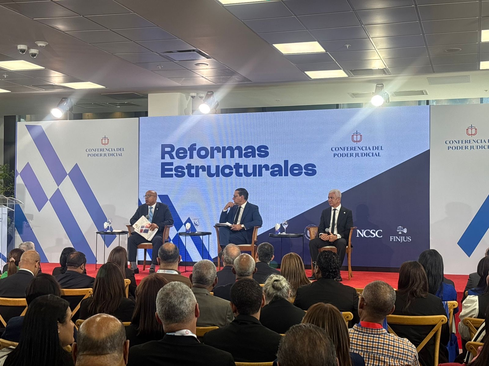 Pacheco y De los Santos destacan mejora de procesos para fortalecer la justicia dominicana - Noticias de hoy en República Dominicana | De Último Minuto