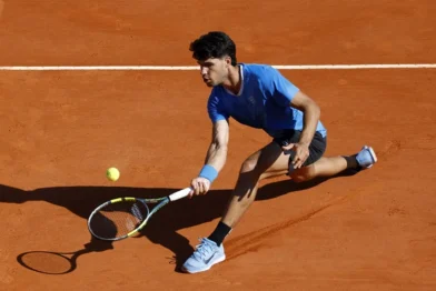 Alcaraz avanza a semifinales de Montecarlo tras ganar a Bublik y llega a los 300 triunfos en el circuito - Noticias de hoy en República Dominicana | De Último Minuto