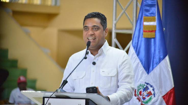 Ministro de Deportes califica de “inaceptable” el deterioro del Estadio Quisqueya y advierte posibles sanciones - Noticias de hoy en República Dominicana | De Último Minuto