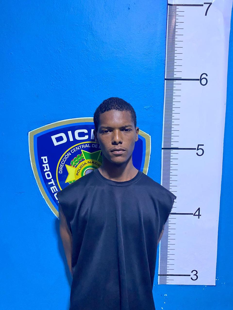 Policía apresa a “El Mocho” por robo de motocicletas en Santiago y recupera varios vehículos sustraídos - Noticias de hoy en República Dominicana | De Último Minuto