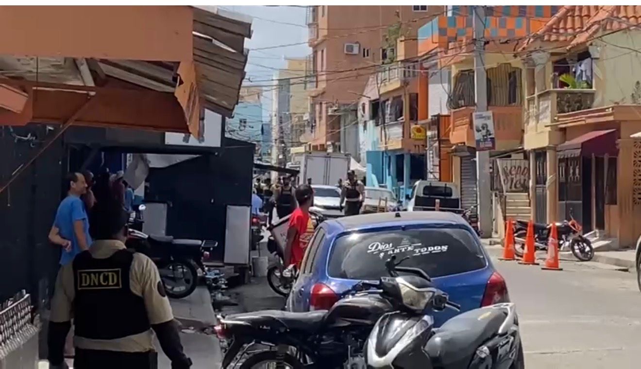 DNCD realiza operativos en Capotillo: detiene personas y ocupan drogas, objetos y dinero - Noticias de hoy en República Dominicana | De Último Minuto